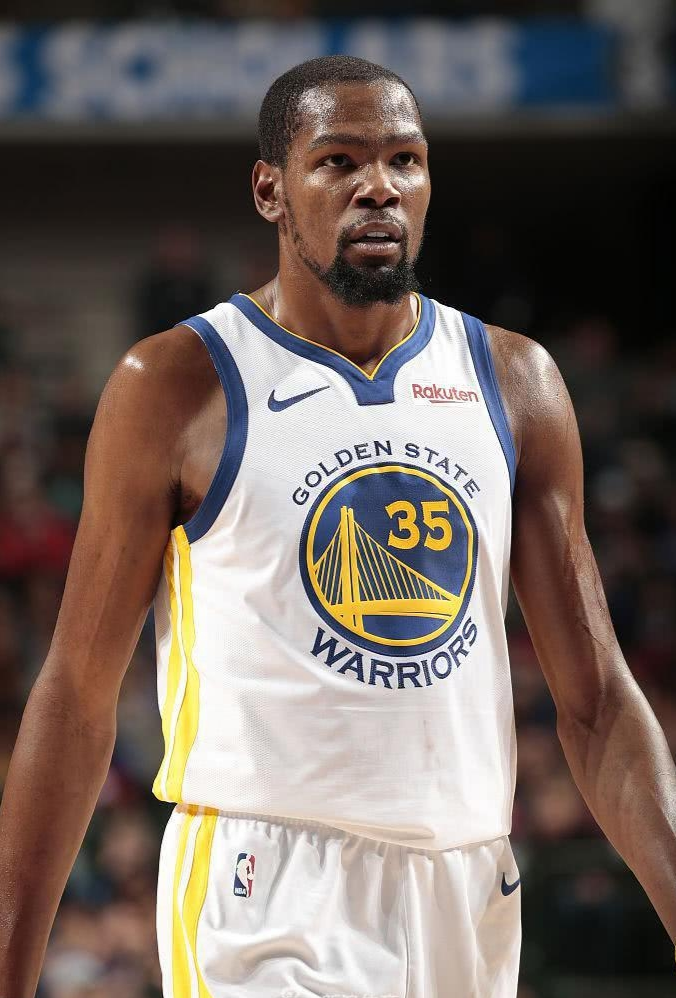 赛中占据一 赛中占据一