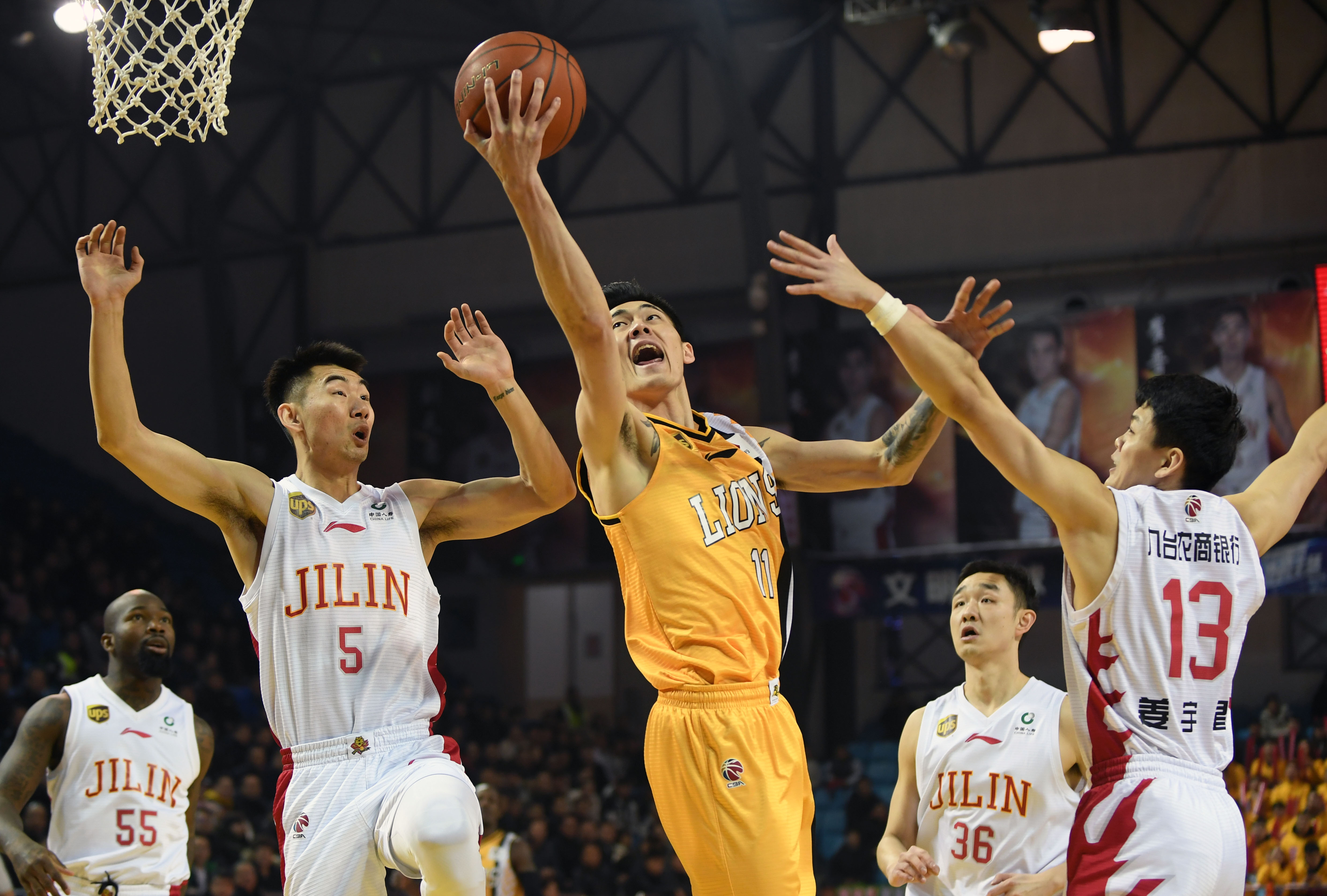 进萨维尼奥 进萨维尼奥