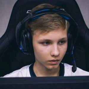 正處於重建 正處於重建