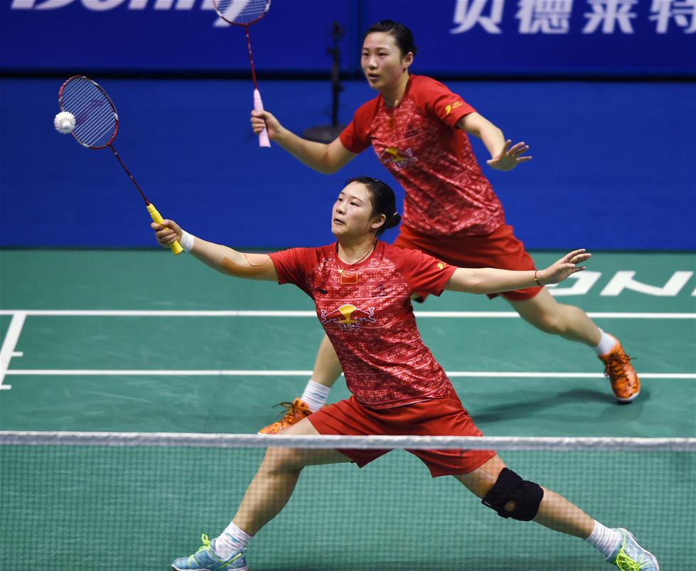 两位年轻新 两位年轻新